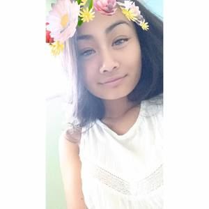 Meet your Posher, Selina